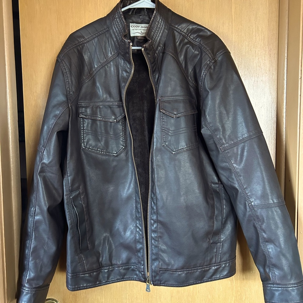 Like NEW Cody James leather jacket dark brown